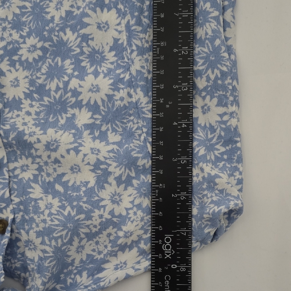 American‎ Eagle Outfitters Blue Floral Cropped Tie Front Off Shoulder Blouse - Picture 7 of 7